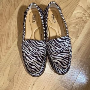 Born Womens Loafers size 7.5
